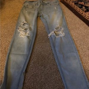 Men’s jeans they are like new but don’t fit